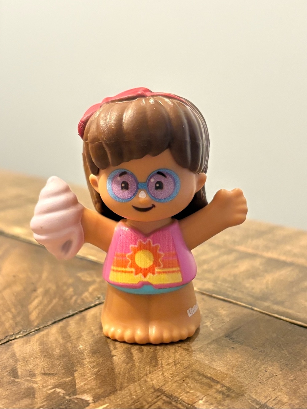 Little People Mia with Pink Swimsuit and Seashell